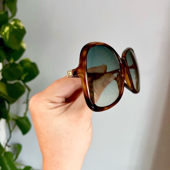 Givenchy Oversized Havana Gold Rounded Tortoise Style Sunglasses - Picture 3 of 16